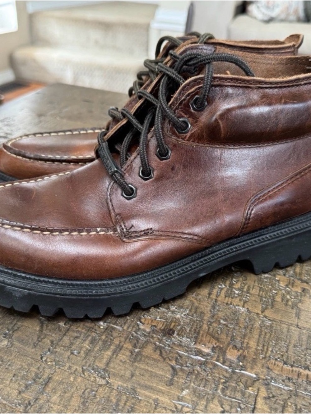 Eastland Moc Toe Chukka Boots Mens 9 D Brown Leather Vibram Sole Made In USA